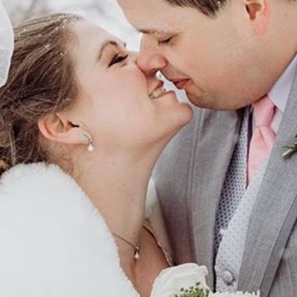 Meet your Posher, Farren - Picture 1 of 1